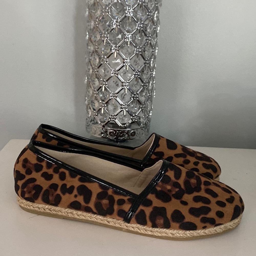 Women’s leopard print shoes